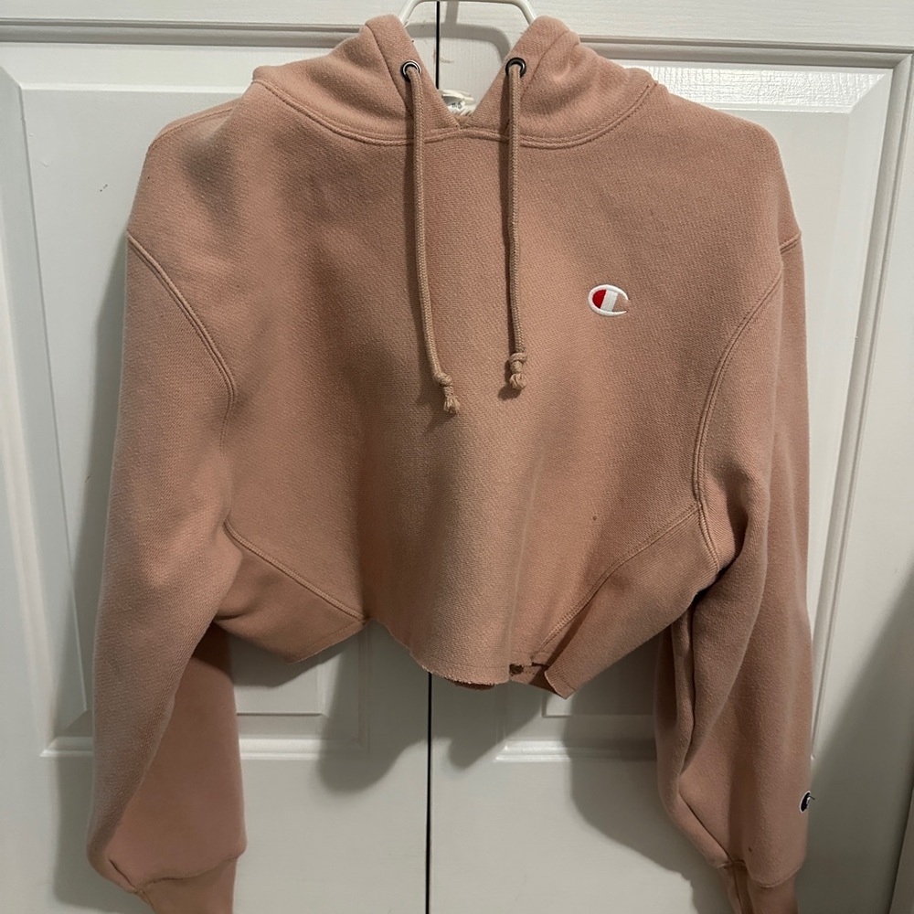 Champion Women's Pink Cropped Hoodie